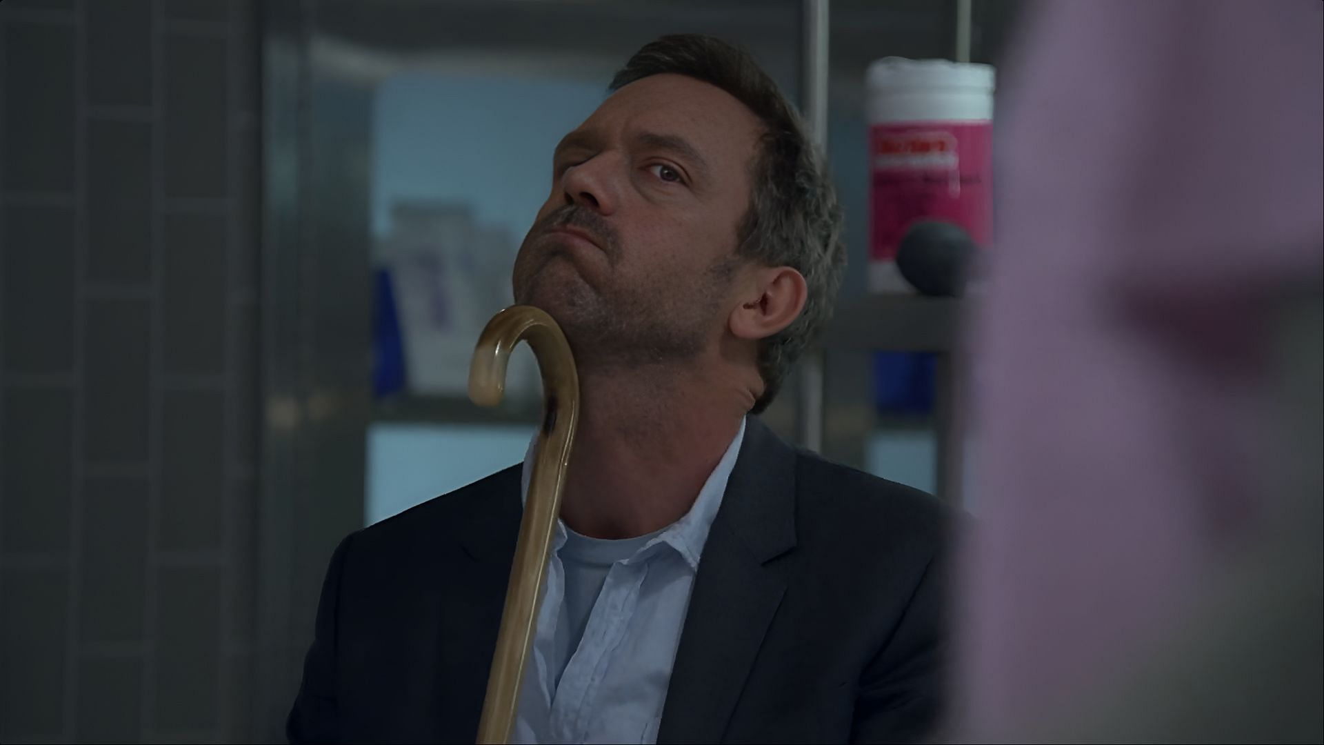 House’s cane isn’t just a prop; it’s a lifeline he clings to, physically and emotionally. (Image via Amazon Prime)